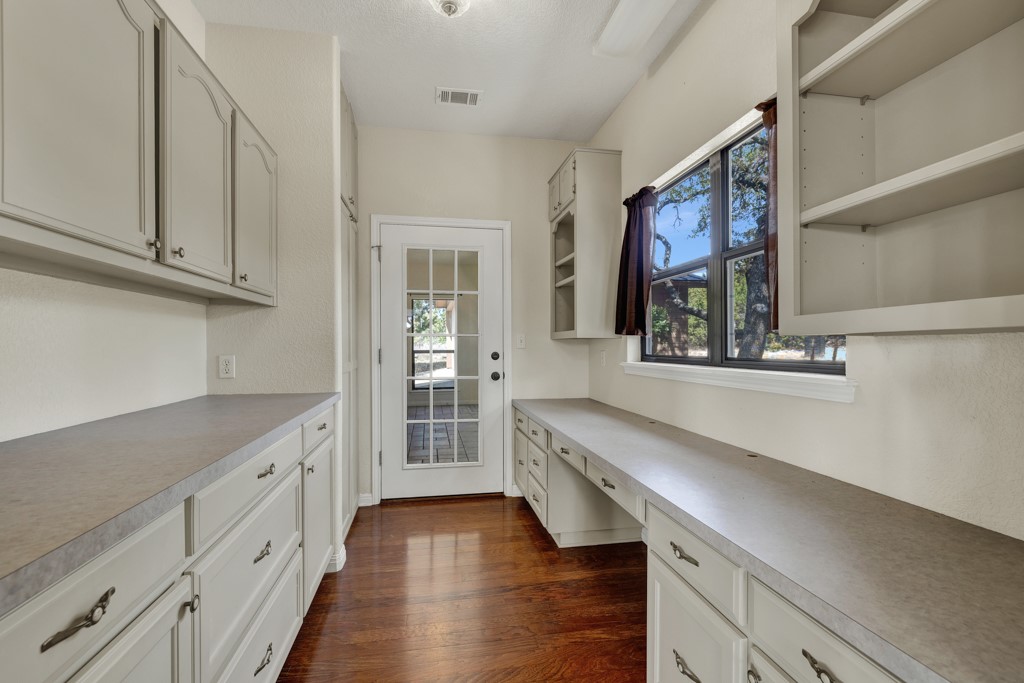 1560 Roadrunner Lane Canyon Lake TX 78133