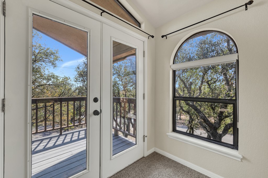 1560 Roadrunner Lane Canyon Lake TX 78133