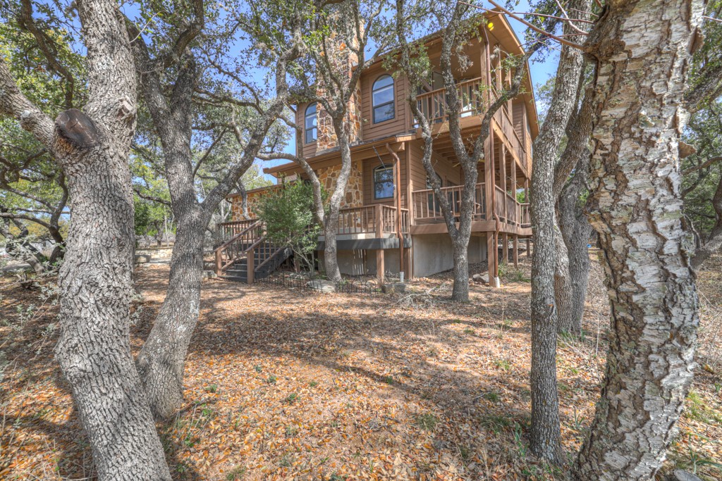 1560 Roadrunner Lane Canyon Lake TX 78133