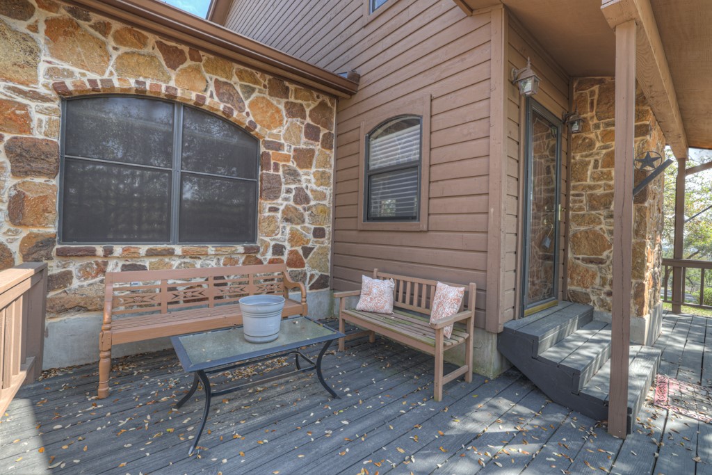 1560 Roadrunner Lane Canyon Lake TX 78133