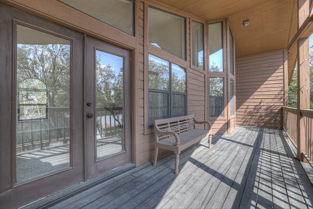 1560 Roadrunner Lane Canyon Lake TX 78133