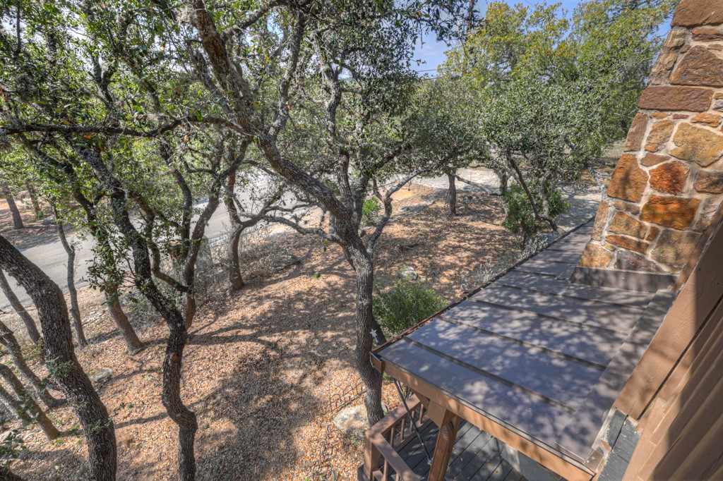 1560 Roadrunner Lane Canyon Lake TX 78133