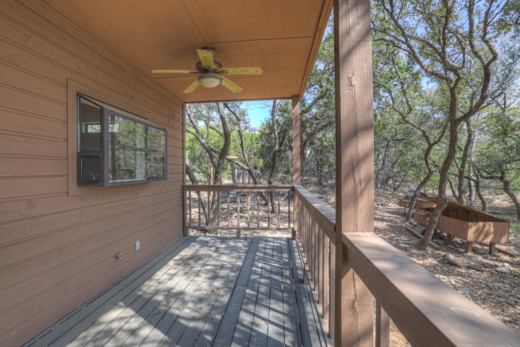 1560 Roadrunner Lane Canyon Lake TX 78133