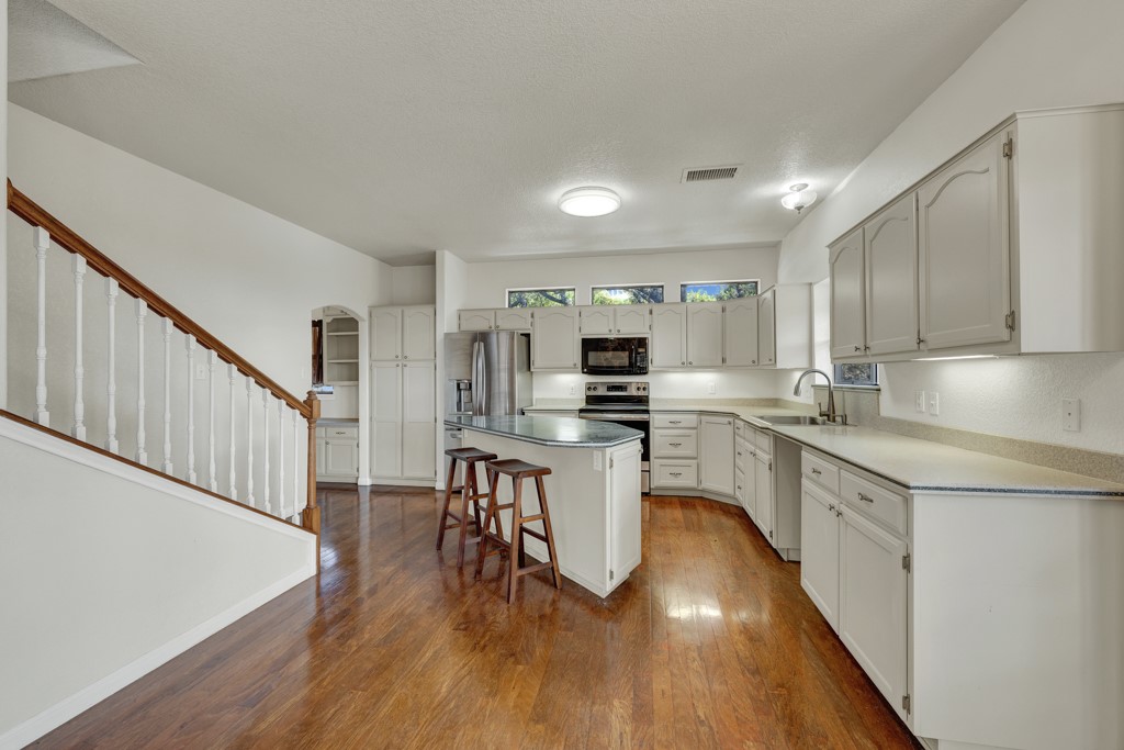 1560 Roadrunner Lane Canyon Lake TX 78133