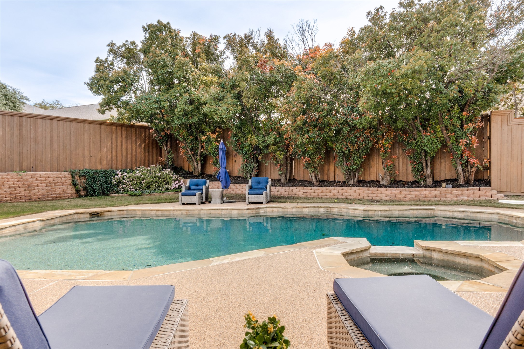 6438 Riverview Lane Dallas TX 75248