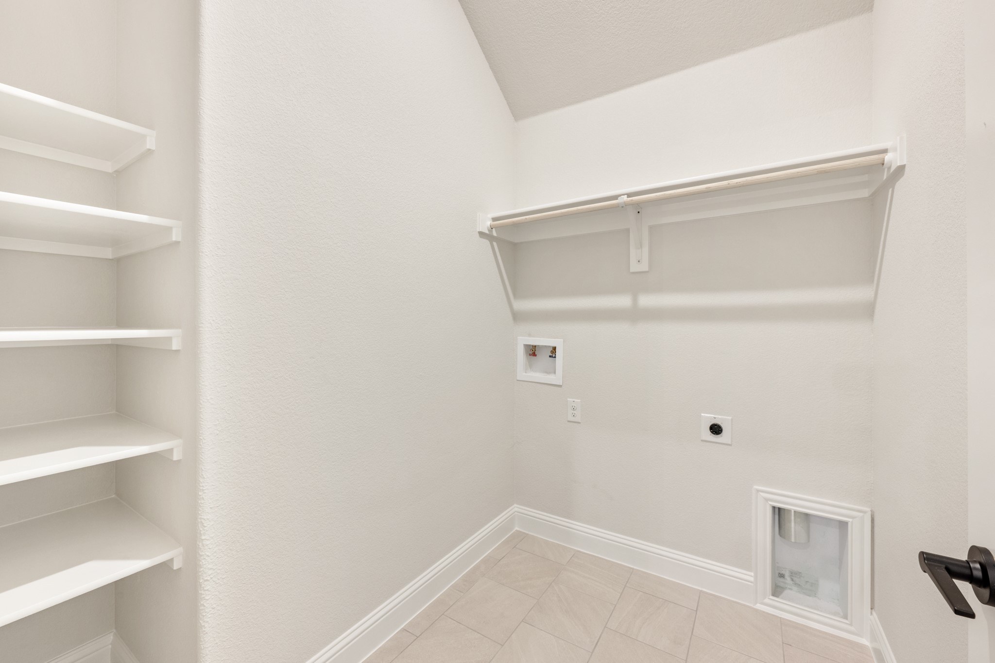 824 Alamo Court Desoto TX 75115