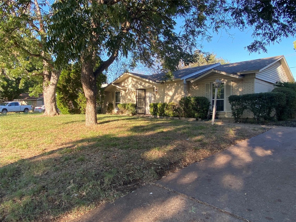 1507 Geraldine Lane Arlington TX 76010