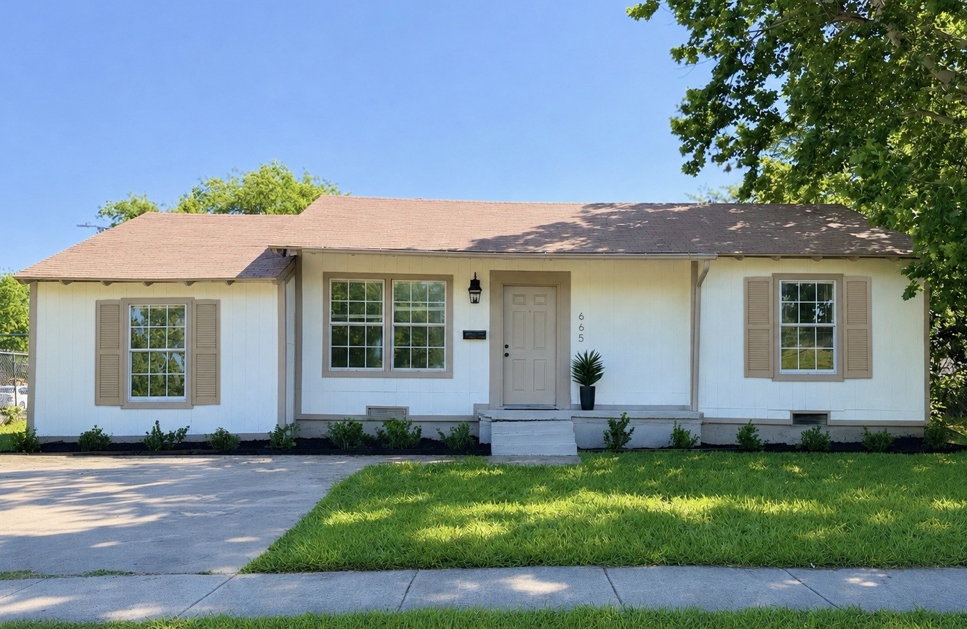 665 Freeman Drive Garland TX 75040