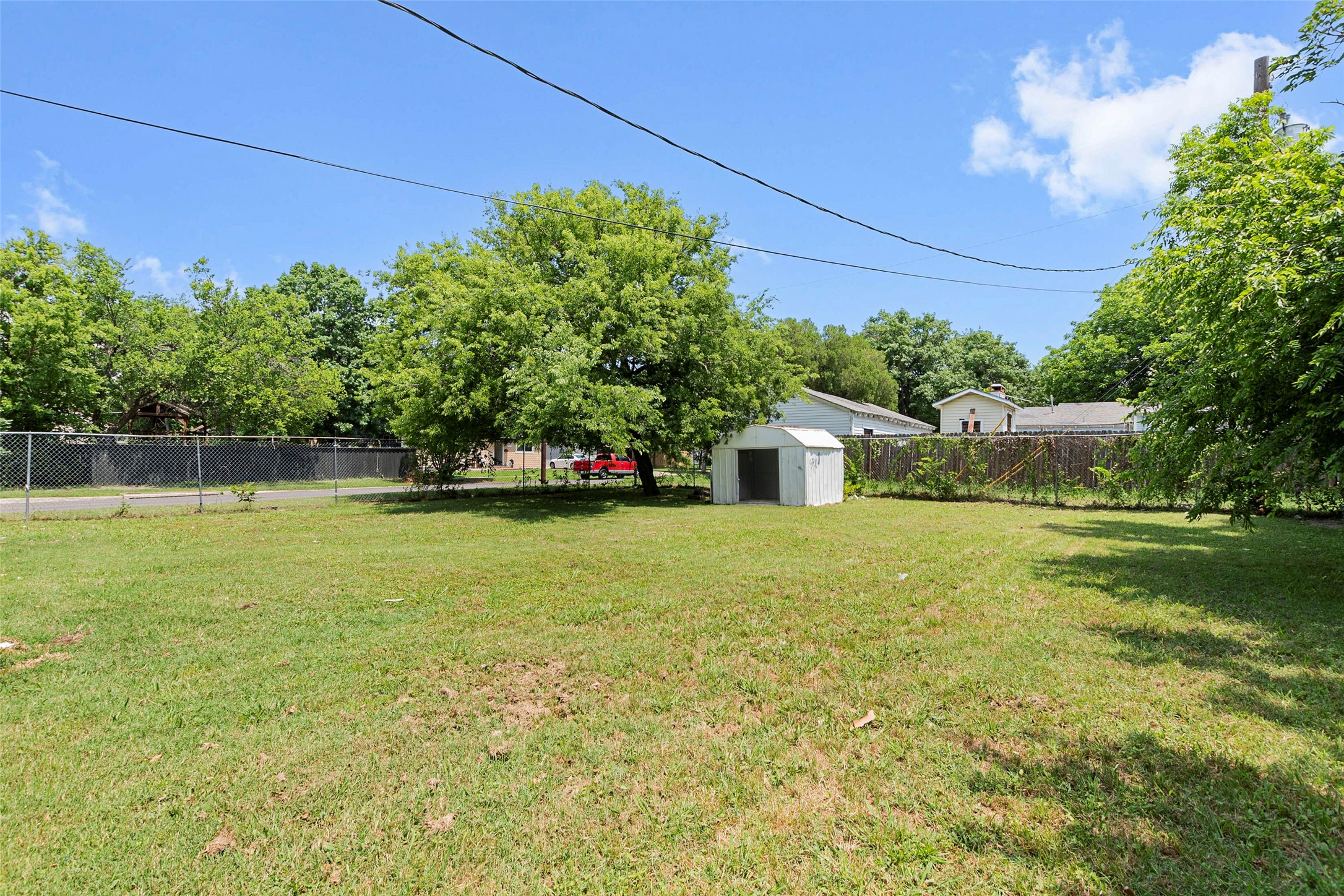 665 Freeman Drive Garland TX 75040