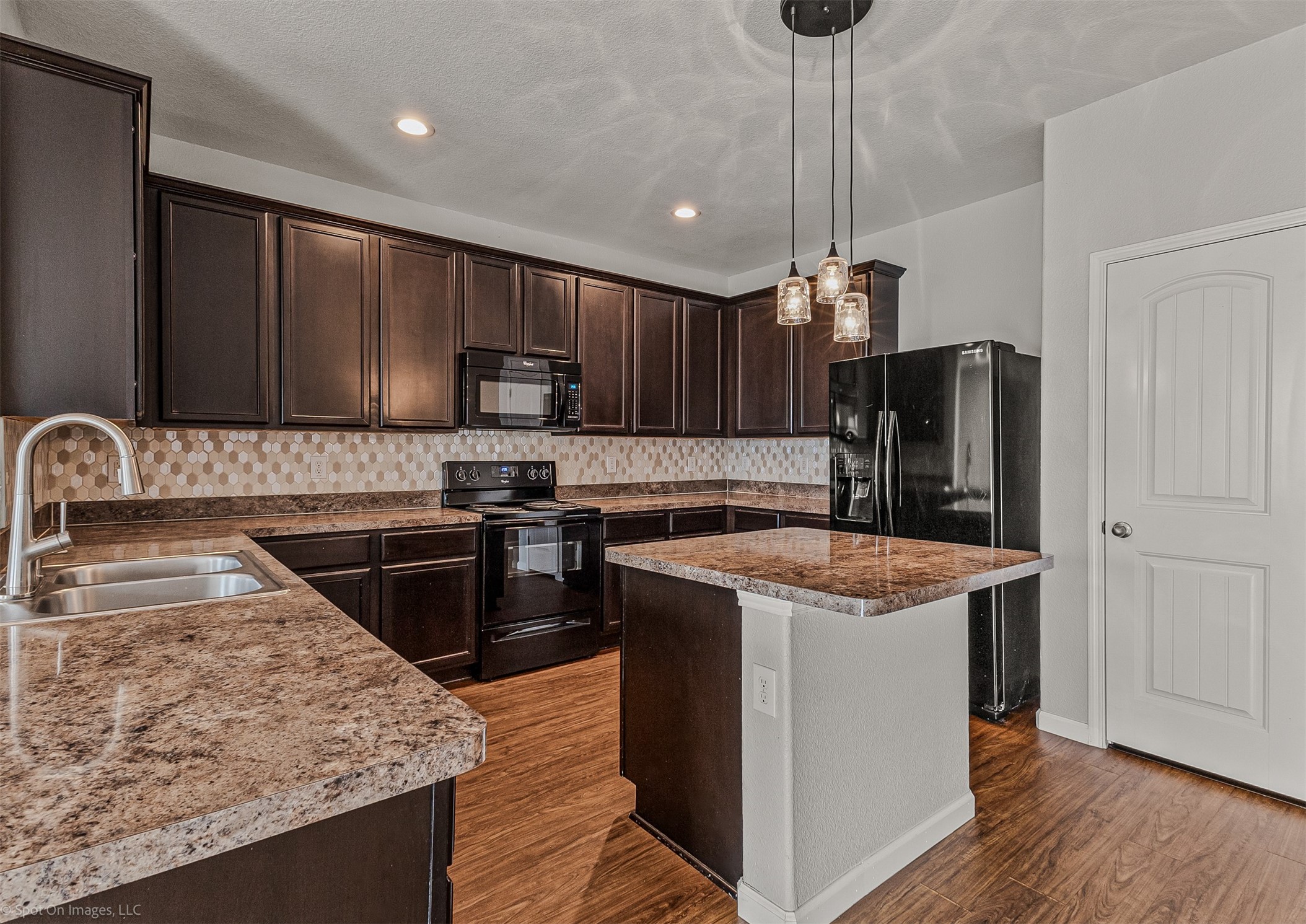 4110 Legend Trail Heartland TX 75126