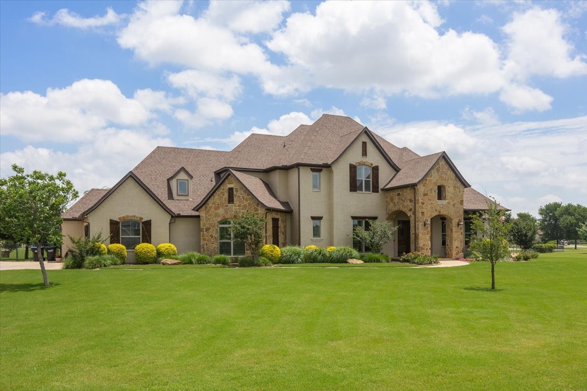 106 Rattler Way Fort Worth TX 76126