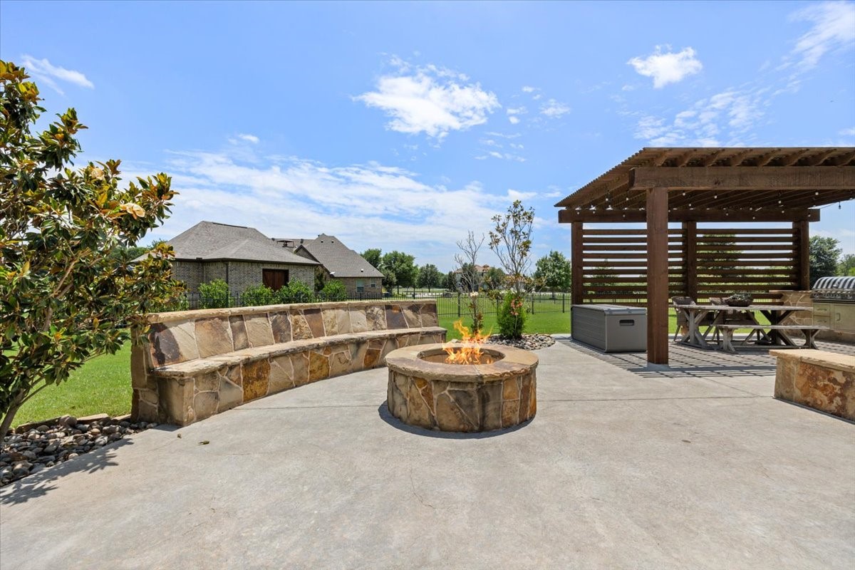 106 Rattler Way Fort Worth TX 76126