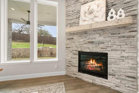 157 Fairweather Drive Burleson TX 76028