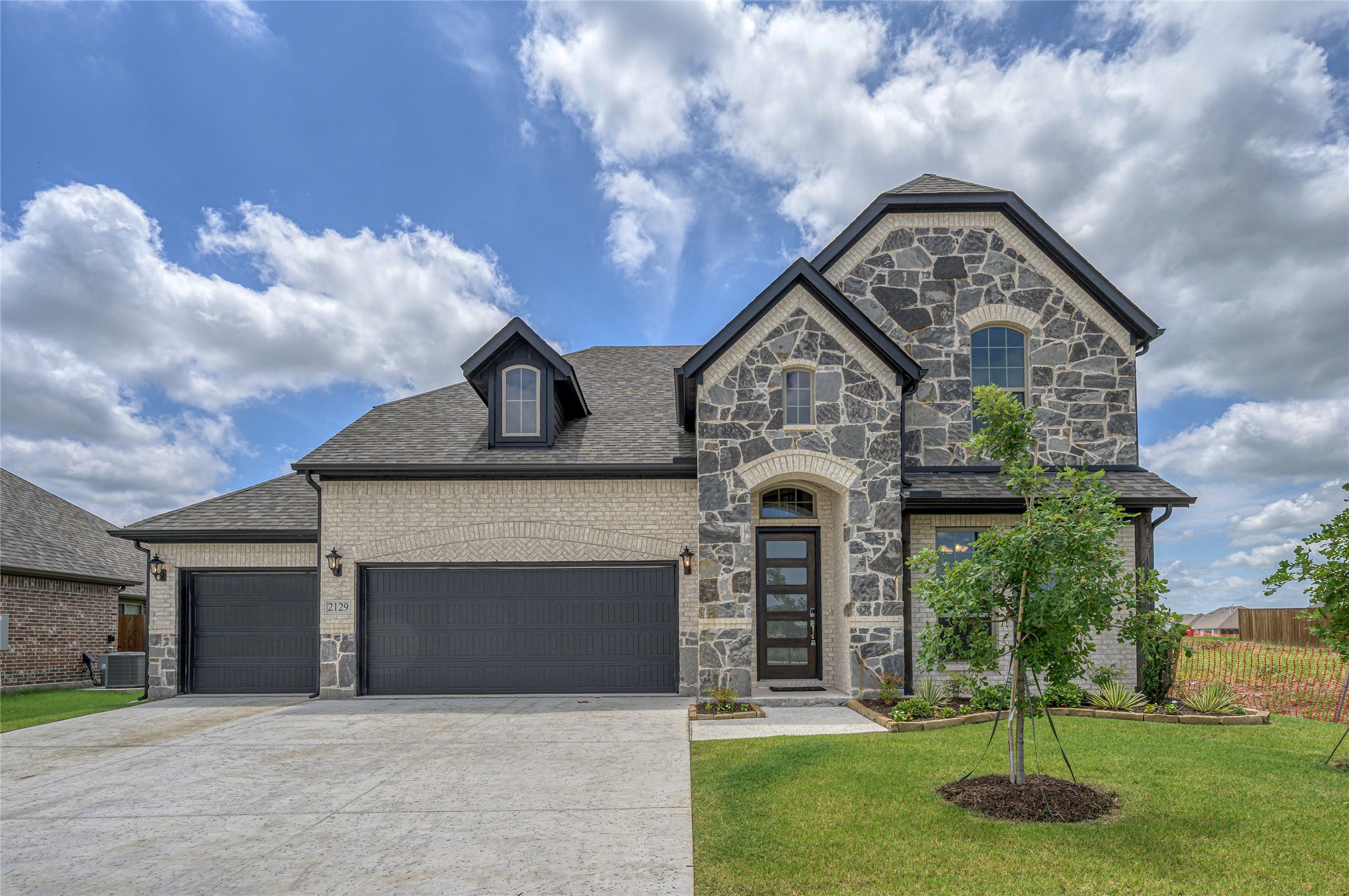 2129 Stone River Boulevard Royse City TX 75789