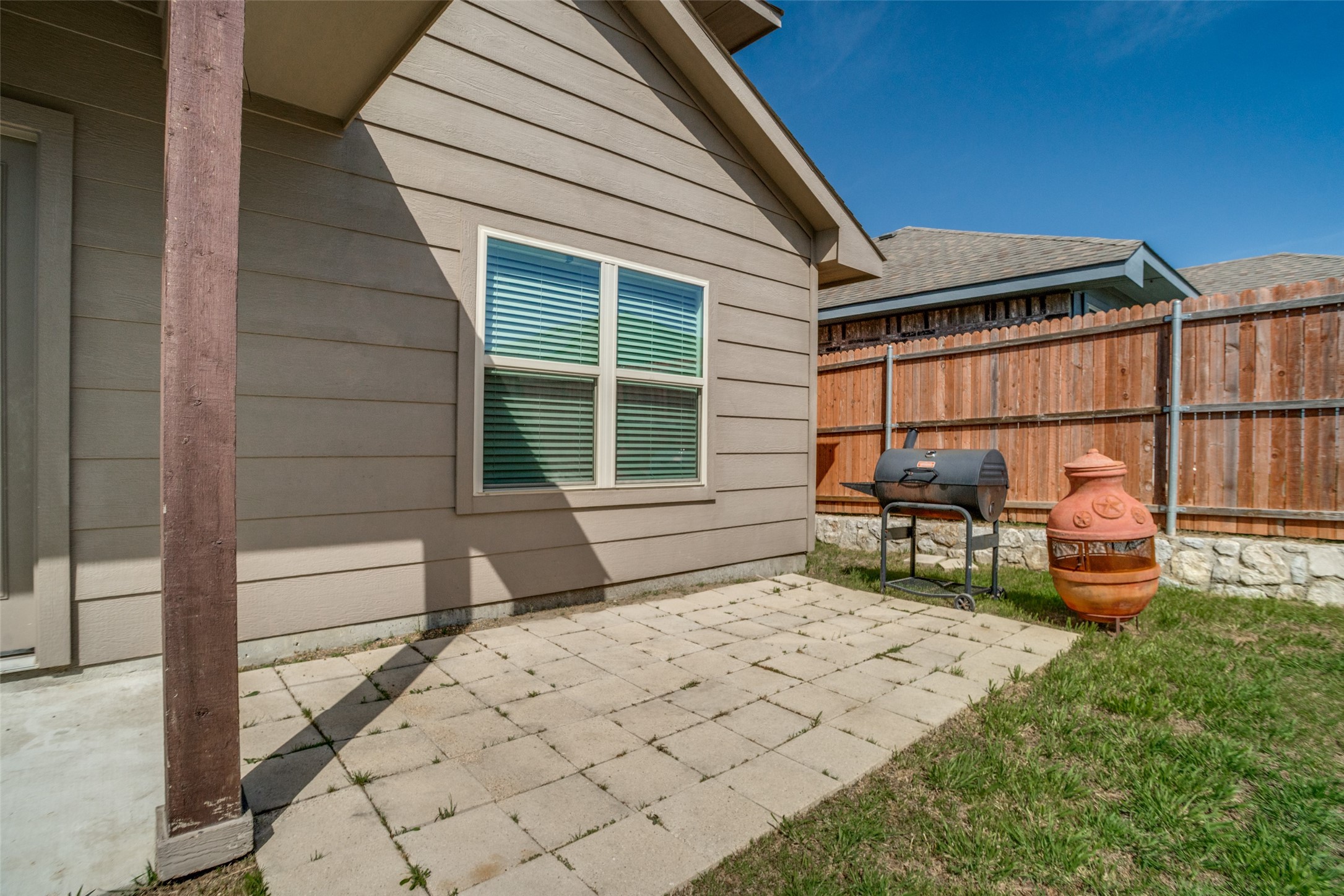 2209 Hanover Street Farmersville TX 75442