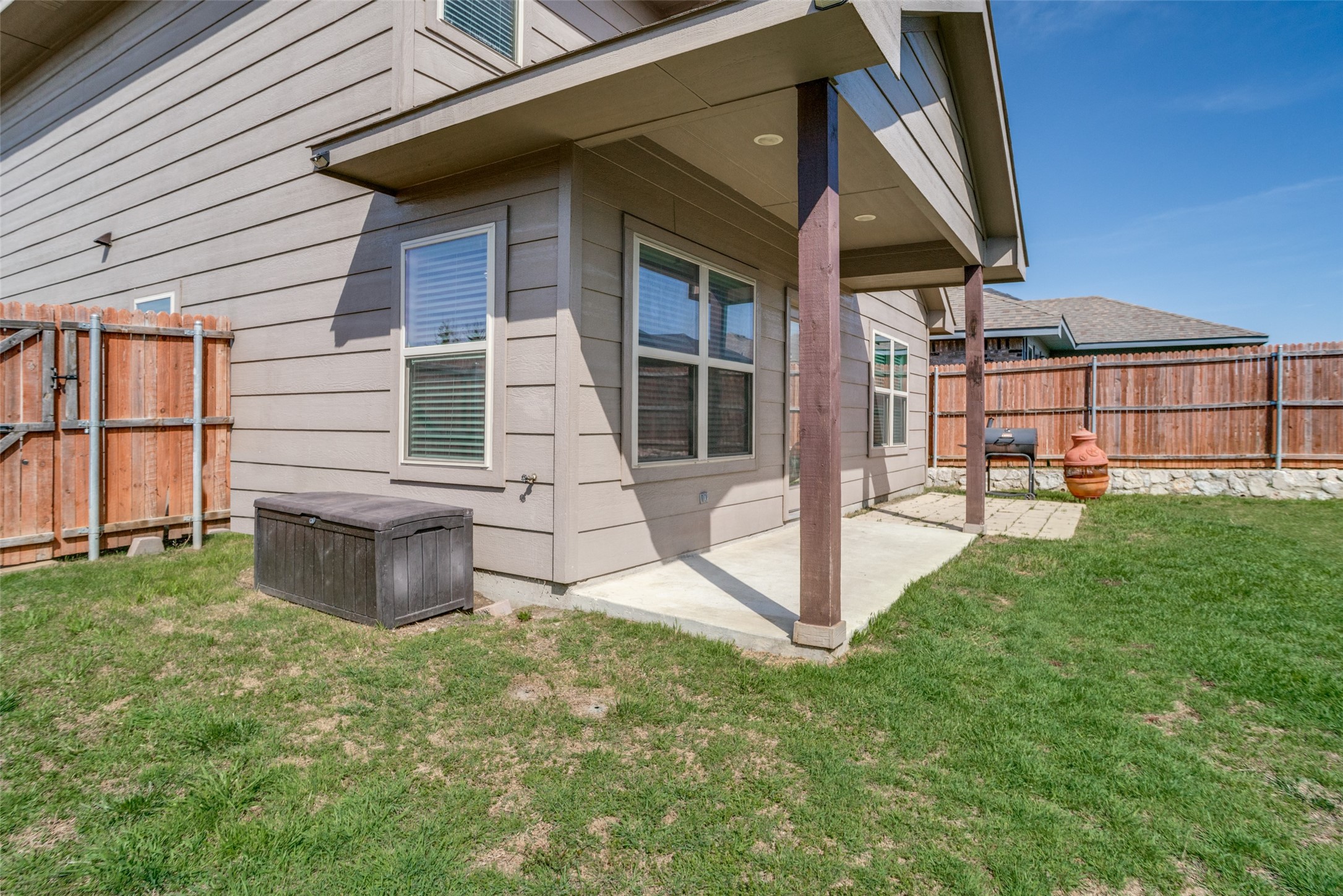 2209 Hanover Street Farmersville TX 75442