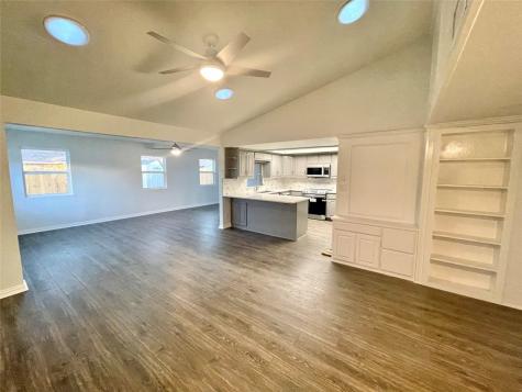 454 Oak Ridge Place Grand Prairie TX 75052