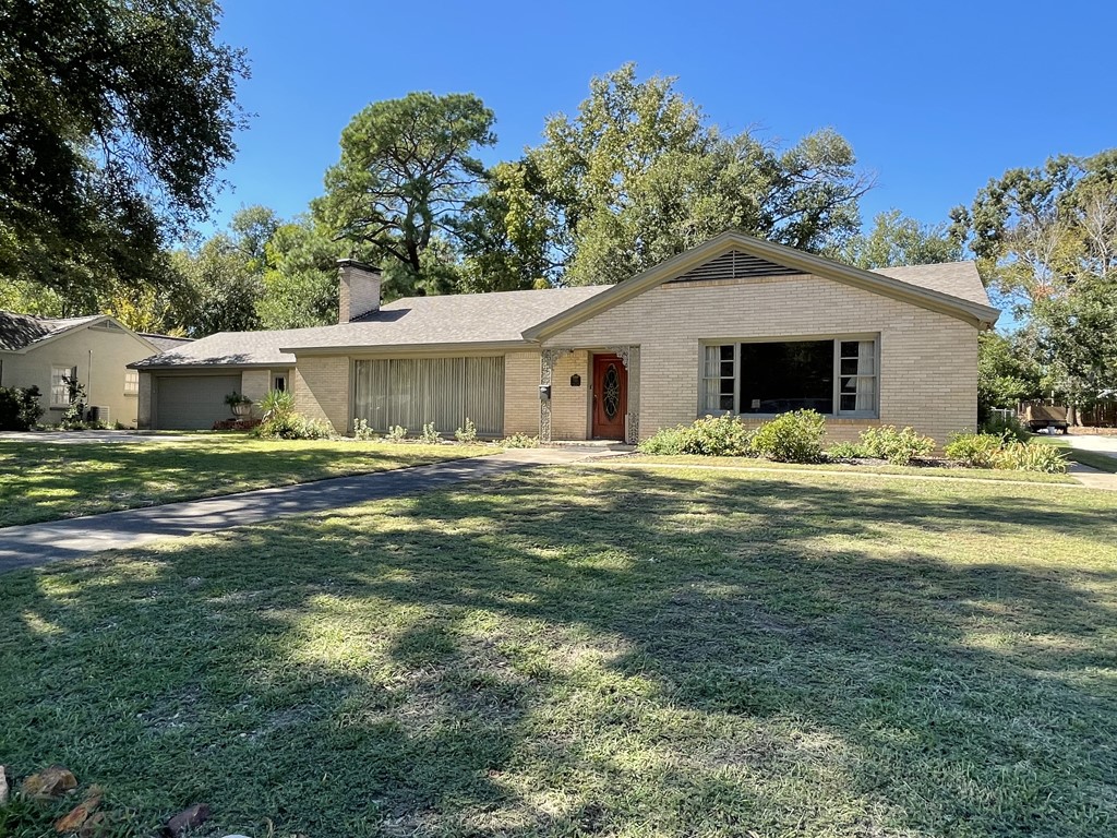 708 S Palestine Street Athens TX 75751