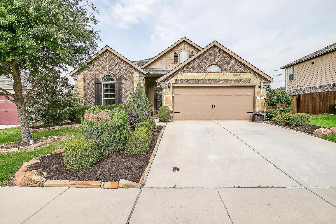 9921 Chrysalis Drive Fort Worth TX 76131
