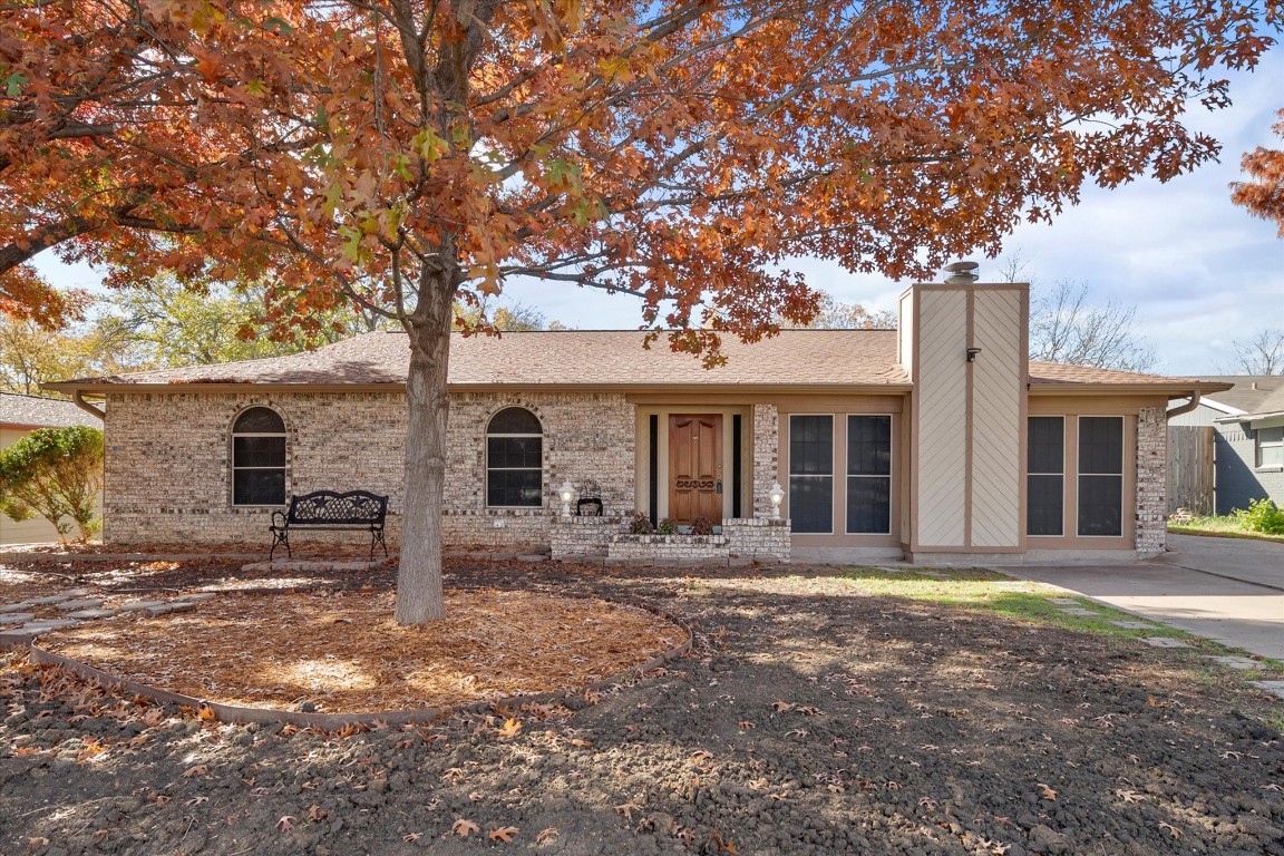 4512 Easy Street Haltom City TX 76117