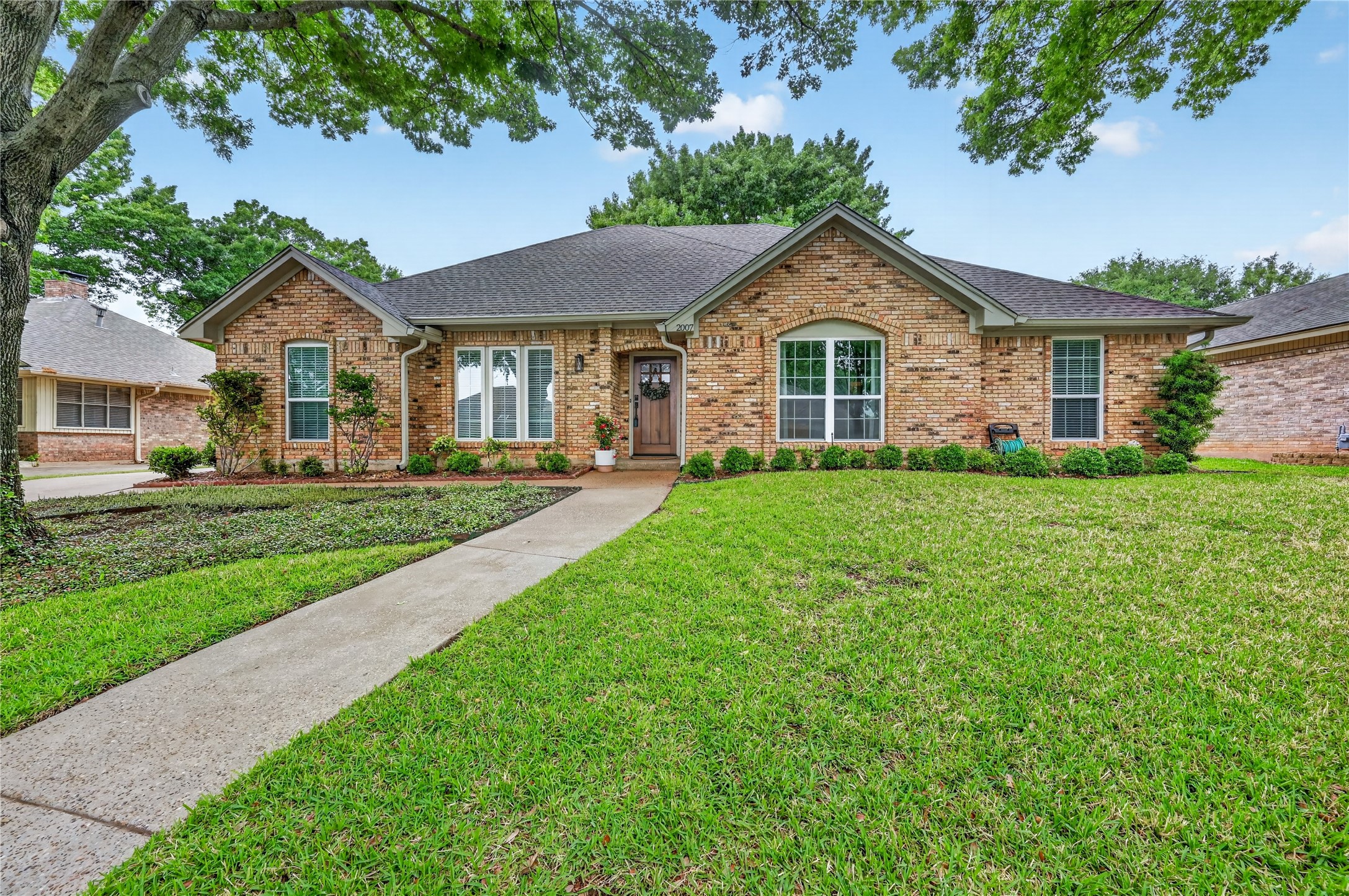 2007 Iron Horse Court Arlington TX 76017