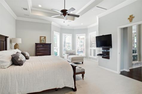 9009 Thornway Drive North Richland Hills TX 76182