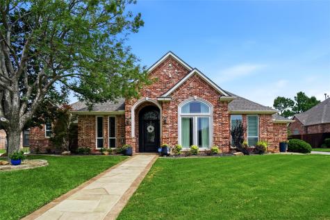 9009 Thornway Drive North Richland Hills TX 76182
