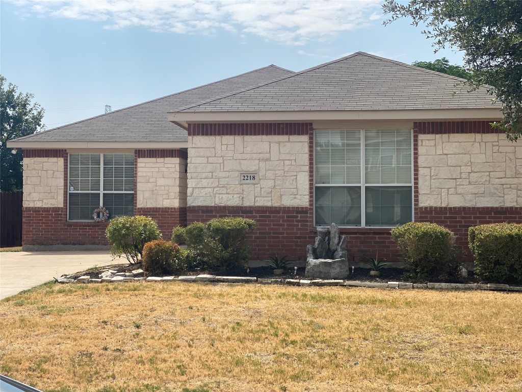 2218 Splendor Court Arlington TX 76010