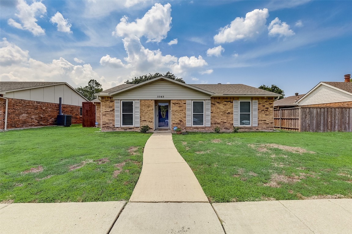 5565 Squires Drive The Colony TX 75056