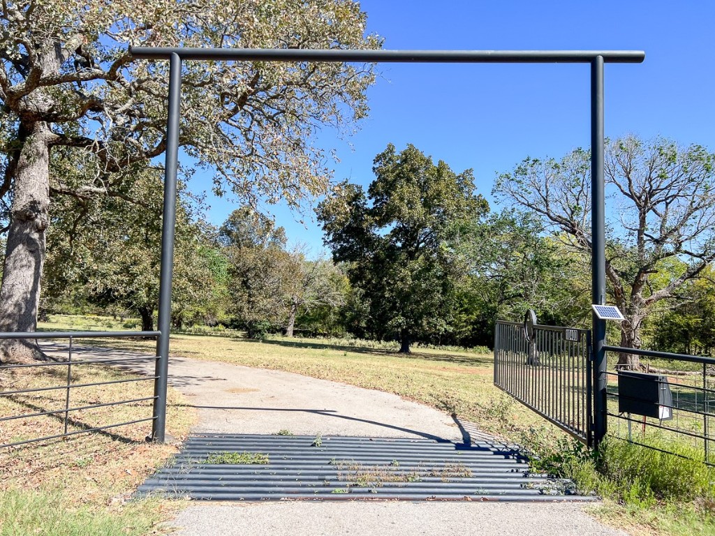 10400 N Us Highway 287 Tennessee Colony TX 75861