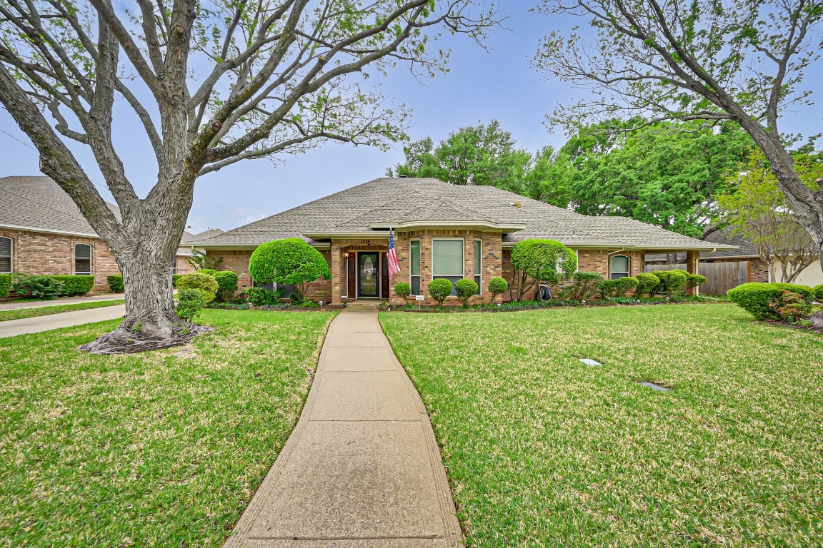 1014 Shady Oak Trail Mansfield TX 76063