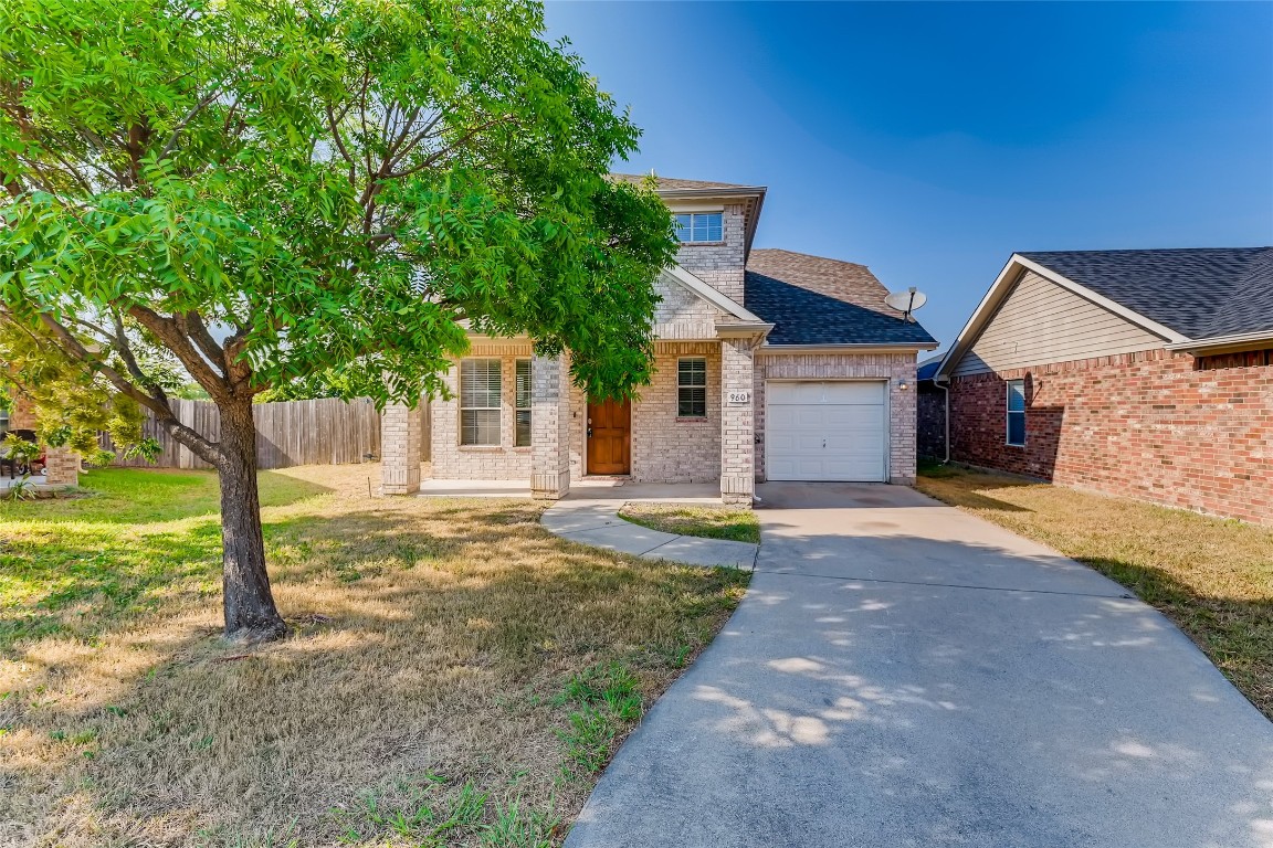 960 Bentwood Trail Grand Prairie TX 75052