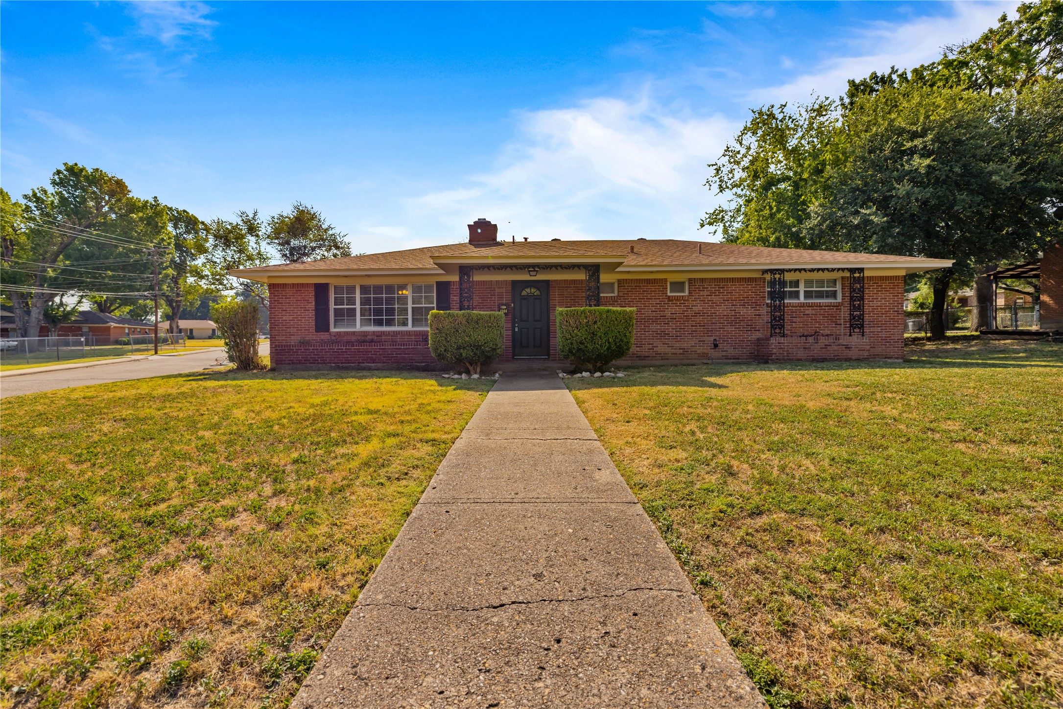 4904 Haywood Parkway Dallas TX 75232