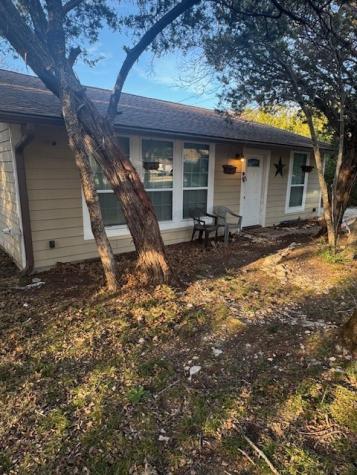 2616 Pinoak Street Granbury TX 76048