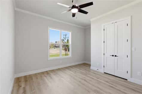 713 Anne Road Van Alstyne TX 75495