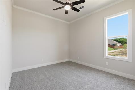 713 Anne Road Van Alstyne TX 75495