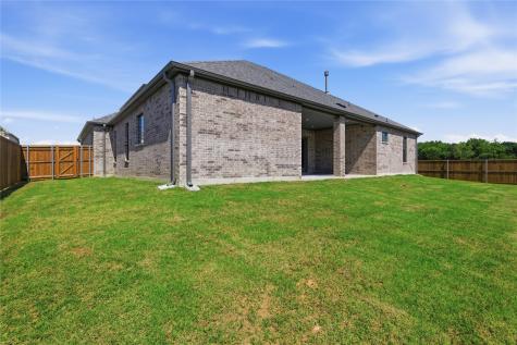 713 Anne Road Van Alstyne TX 75495