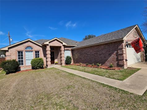 610 Brookside Drive Cedar Hill TX 75104