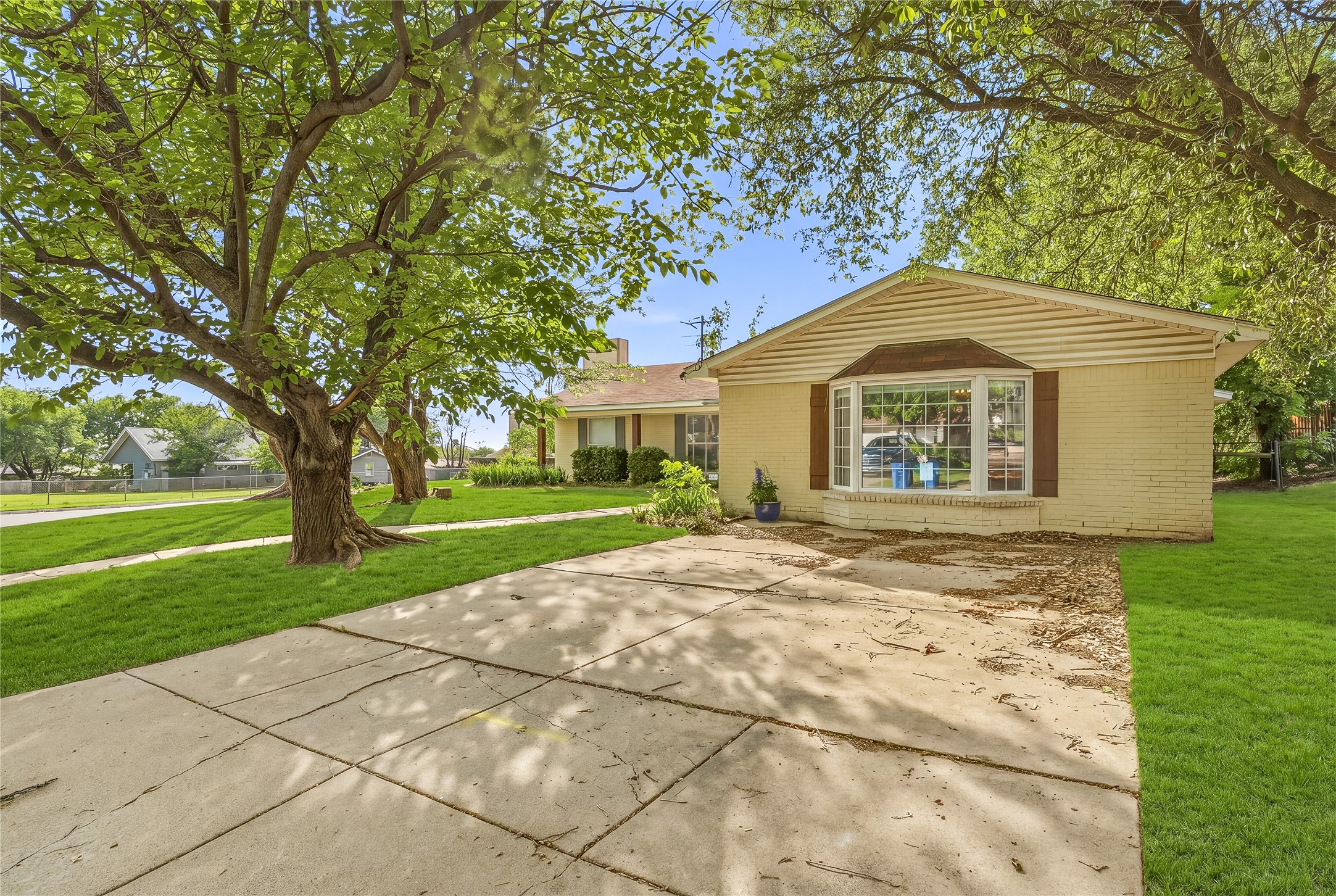 151 Chestnut Street Aledo TX 76008