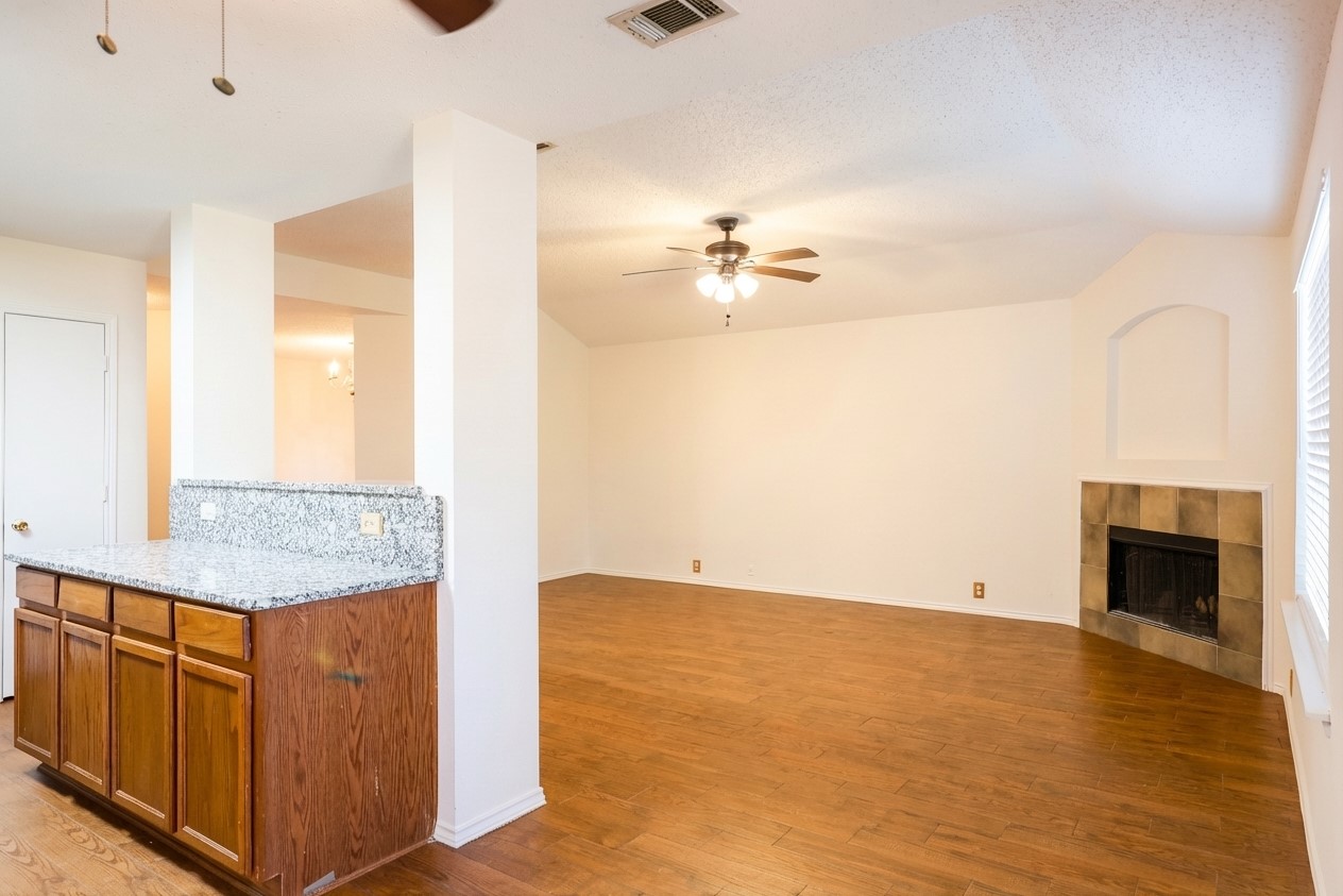 103 Pinecrest Drive Seagoville TX 75159