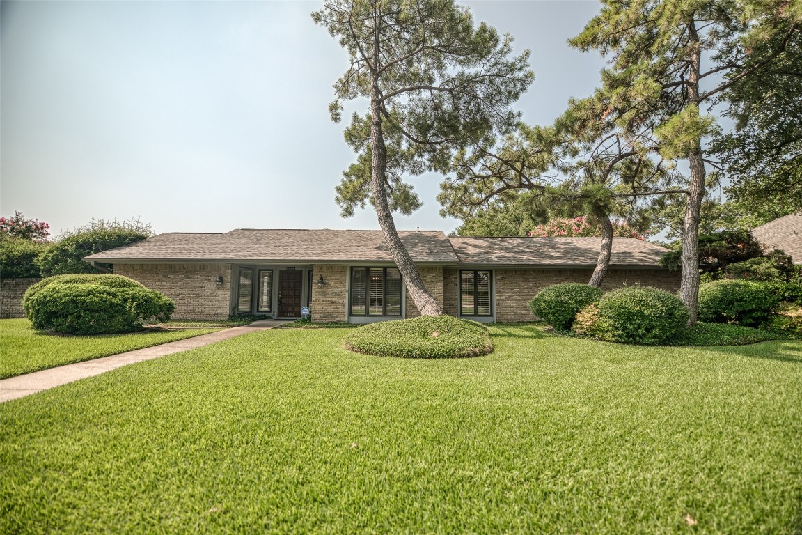 7116 Hunters Ridge Drive Dallas TX 75248