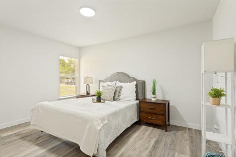 128 NW Lorna Street Burleson TX 76028