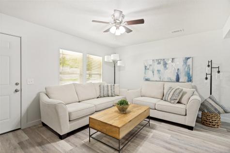 128 NW Lorna Street Burleson TX 76028