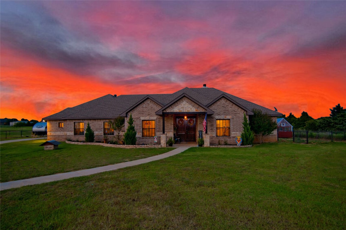 147 Horse Whisperer Court Decatur TX 76234