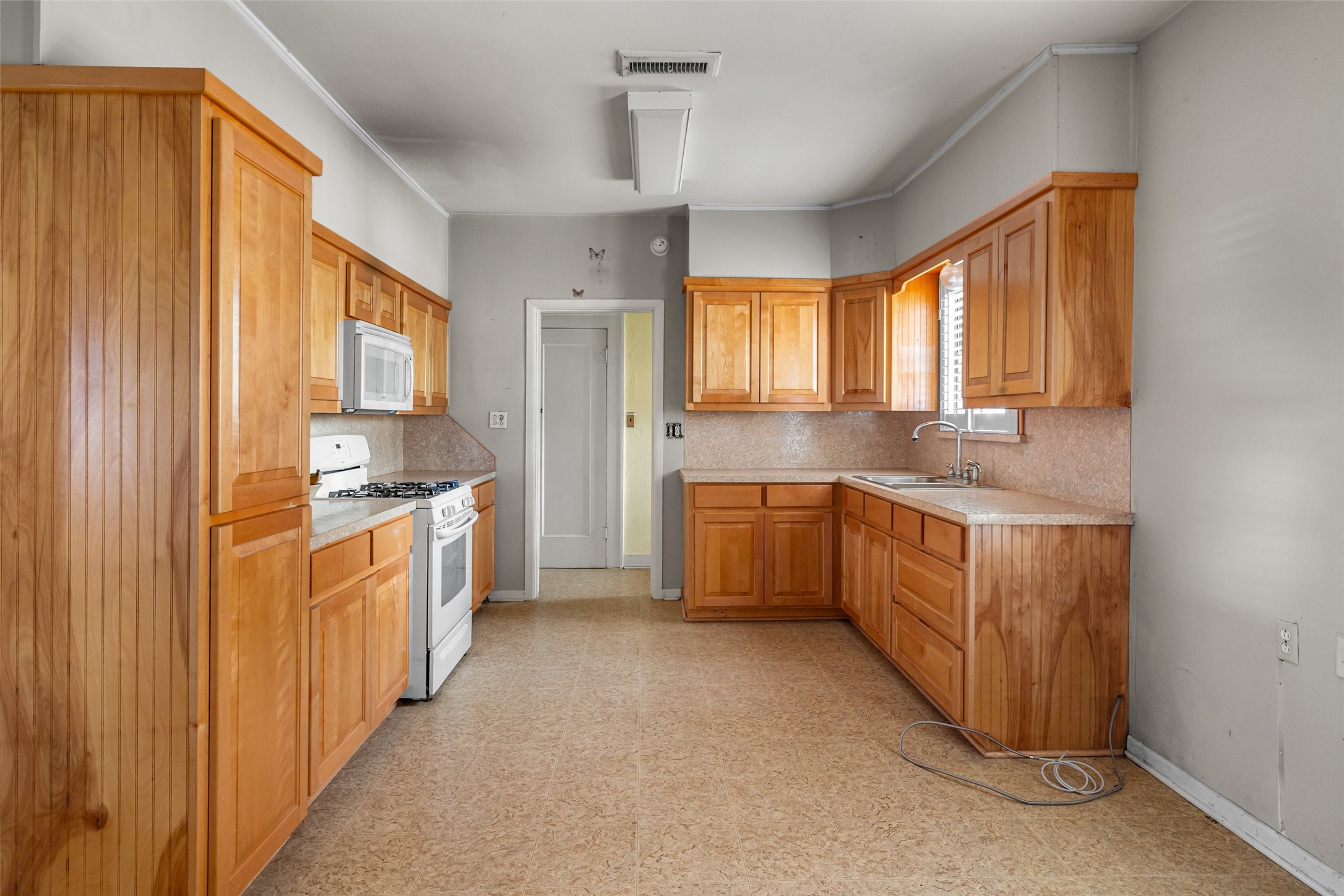 1803 N Highway 144 Glen Rose TX 76043