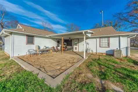 189 Lee Boulevard Pottsboro TX 75076