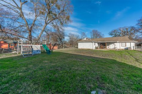 189 Lee Boulevard Pottsboro TX 75076