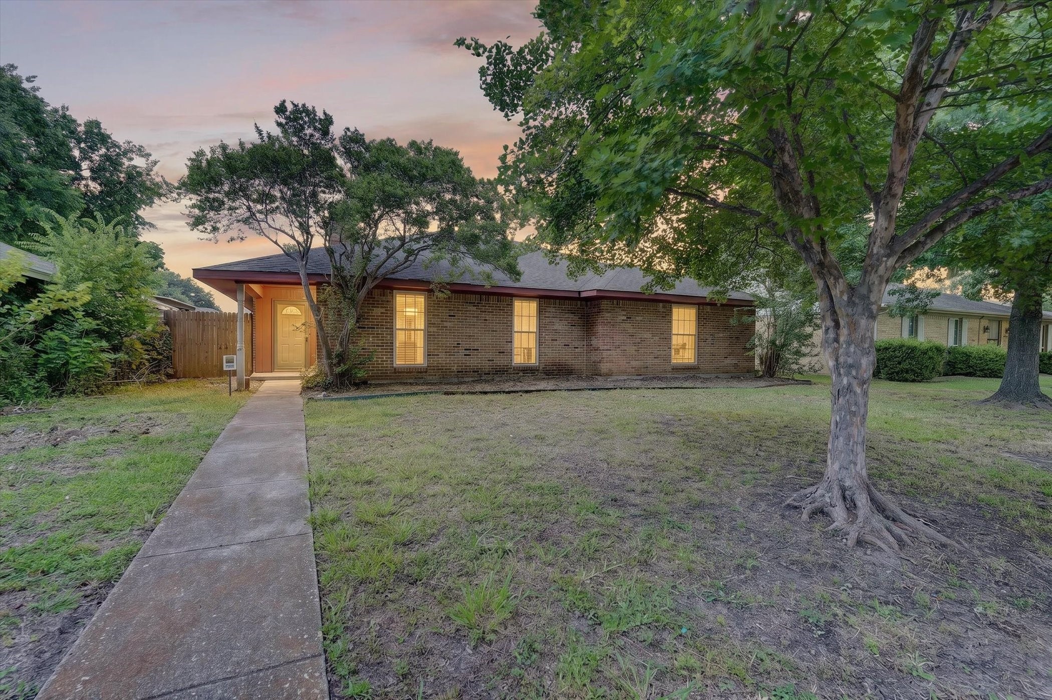 120 Running Brook Mesquite TX 75149