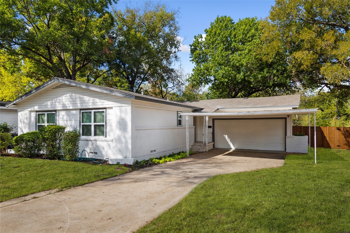 3805 Vanette Lane Dallas TX 75216