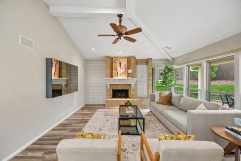 9060 Stone Creek Place Dallas TX 75243